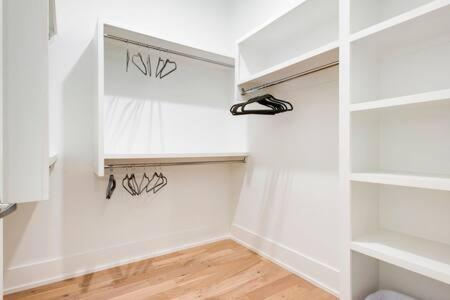 Near Vanderbilt And Broadway Holiday home