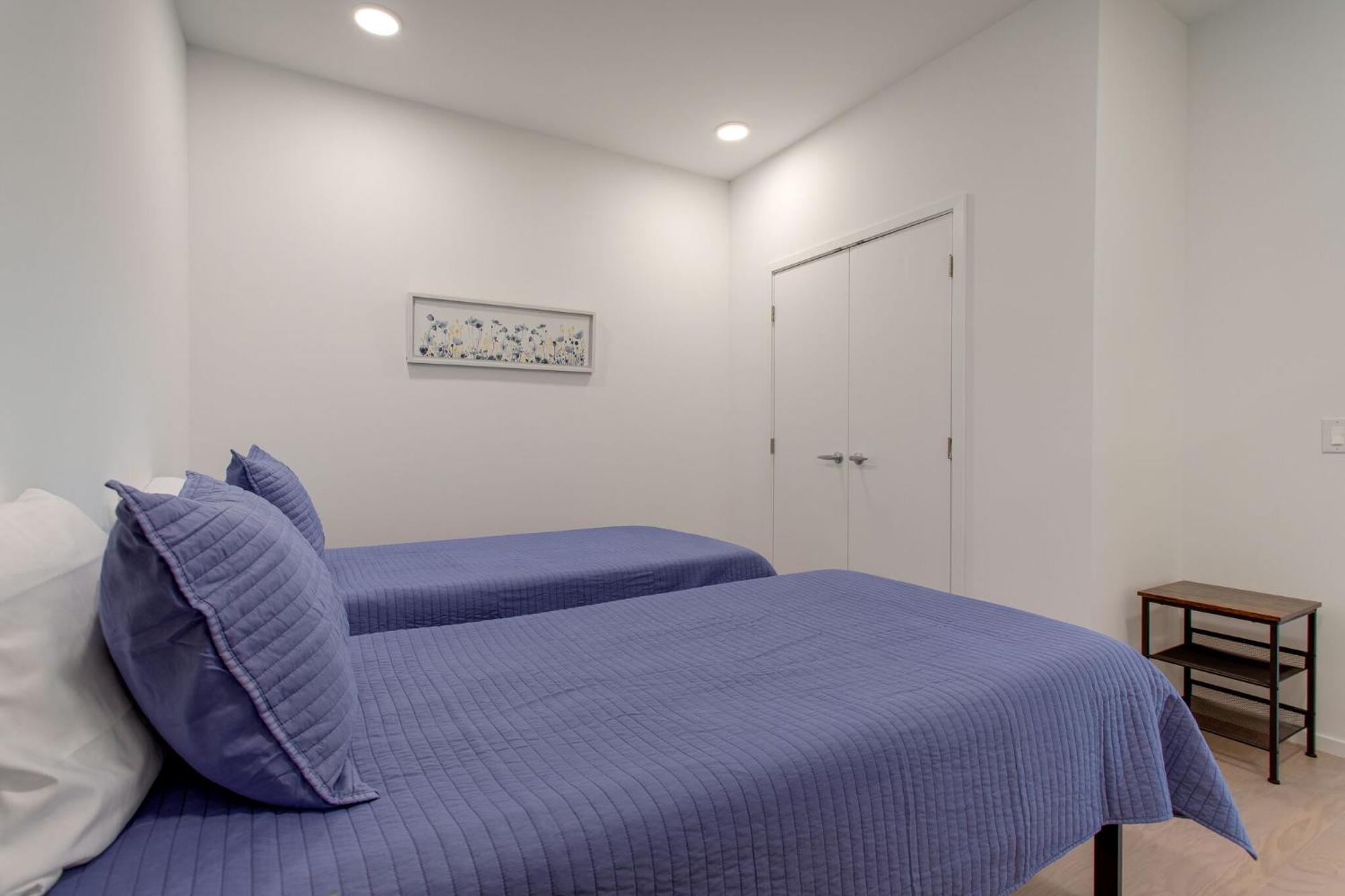 Apartment River View, Central, Elevator, Private Parking *