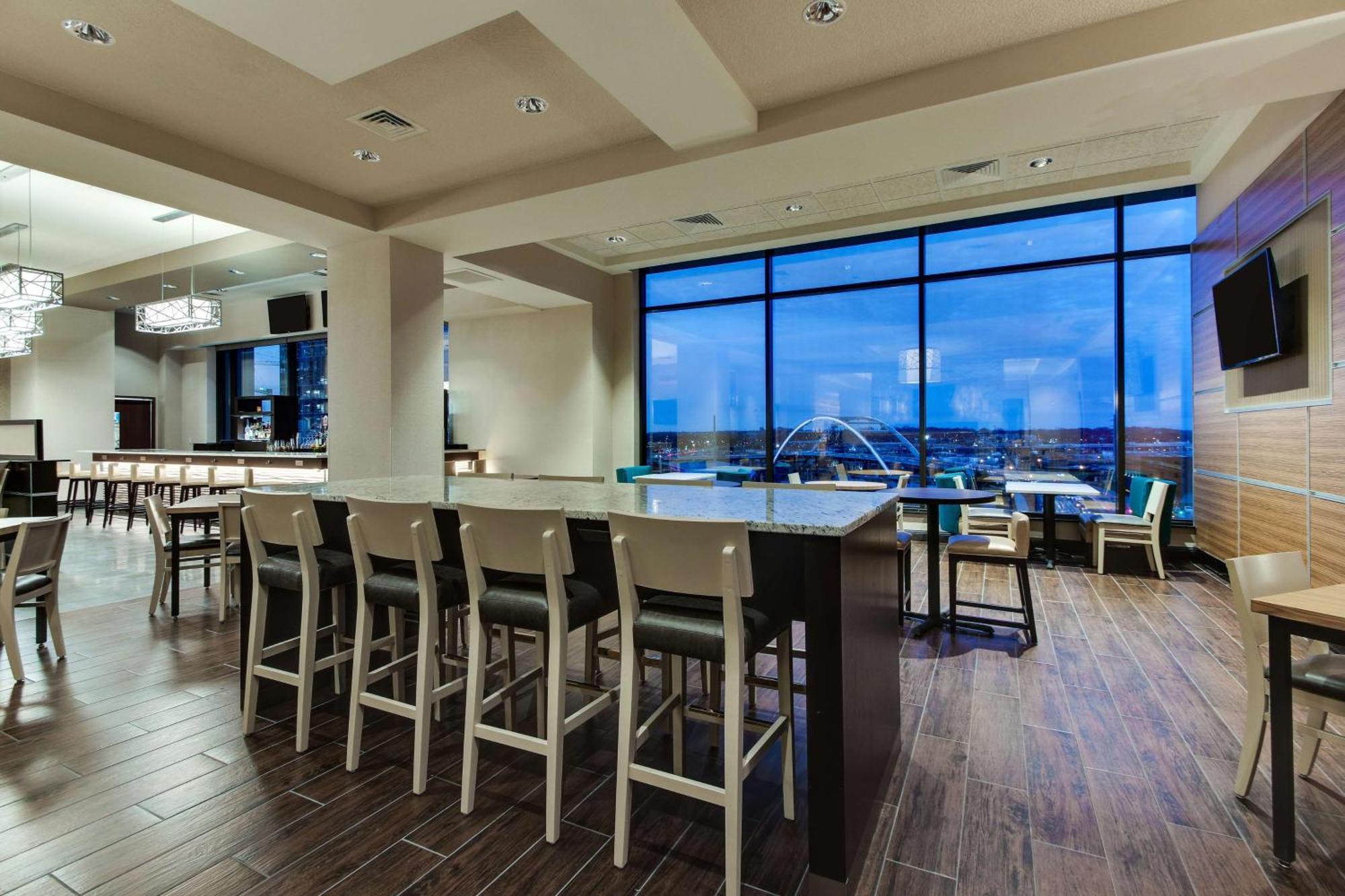 Drury Plaza Downtown Hotel Nashville