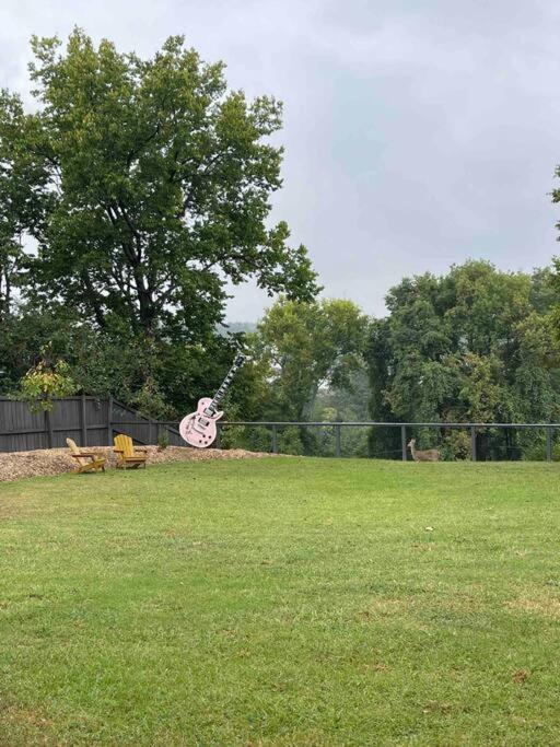 Apartment 5 Min To Dt-Multicade Arcade-Nature Trails-Scenic-Holiday Lights! Nashville