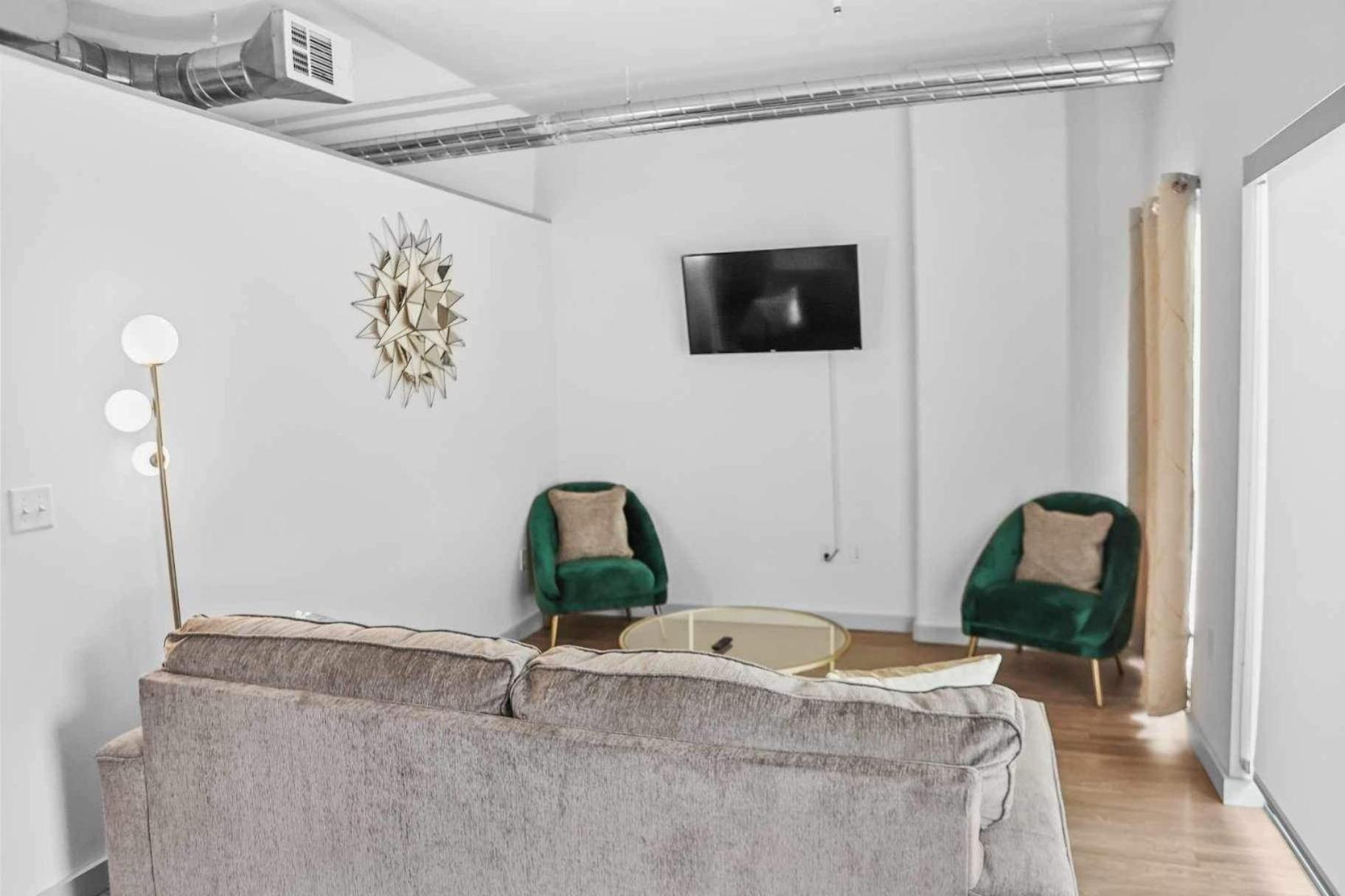 New In Nashville, Pool Gym Rooftop & Laundry 5 Min From Broadway Nashville