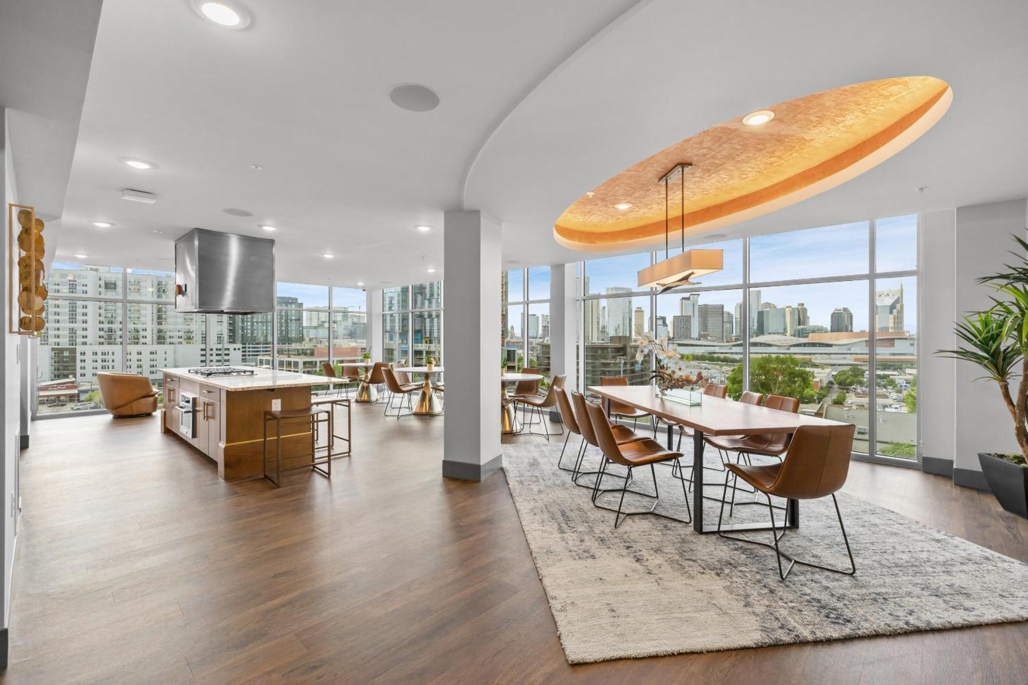 Midnight Manor Penthouse The Gulch Nashville