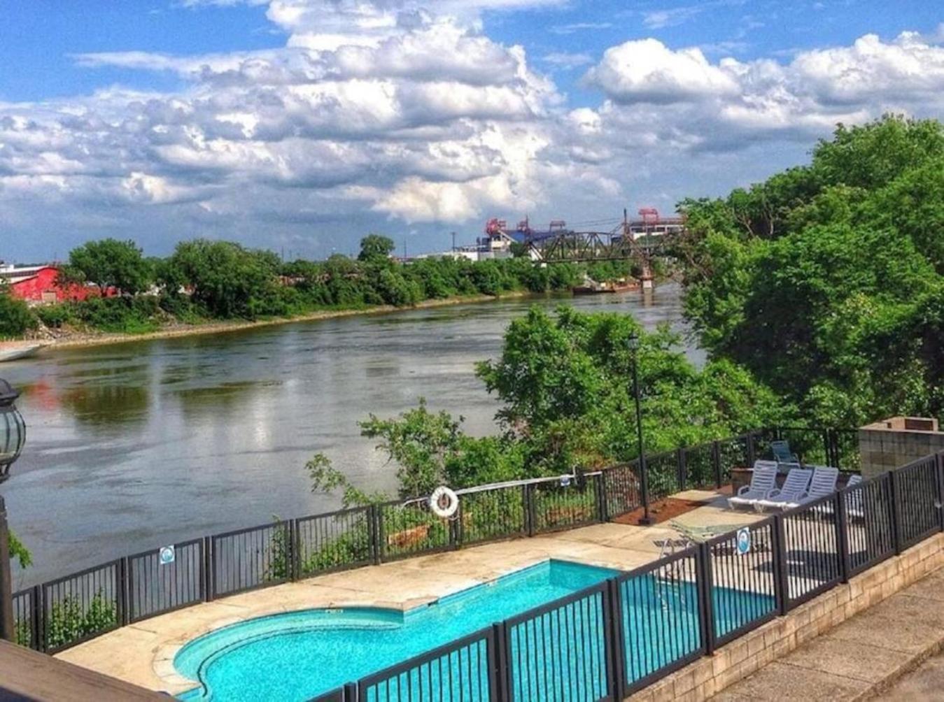 Downtown Covered Parking Unit 1014 Apartment Nashville