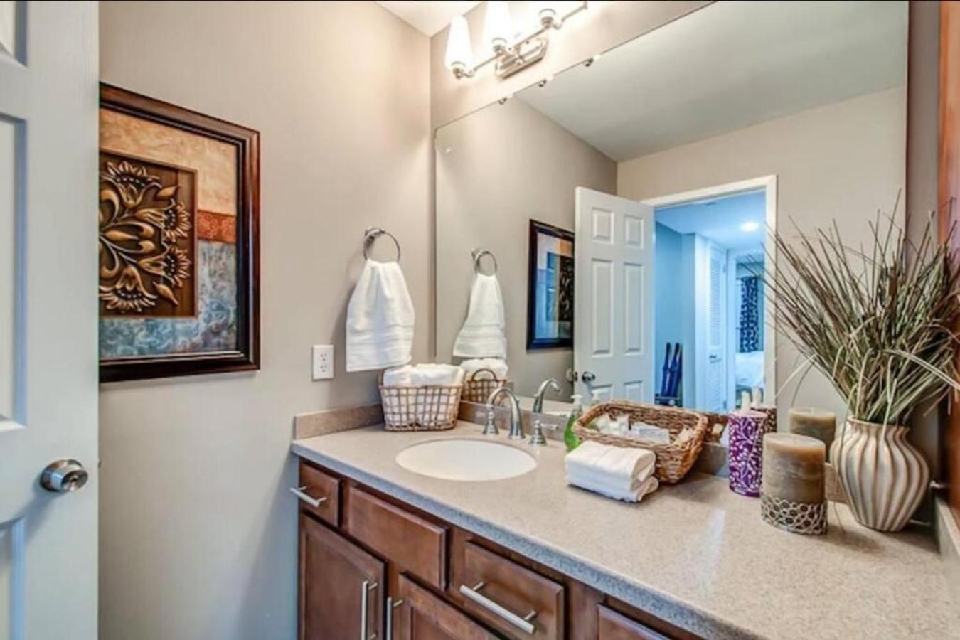 Downtown Covered Parking Unit 1014 Nashville