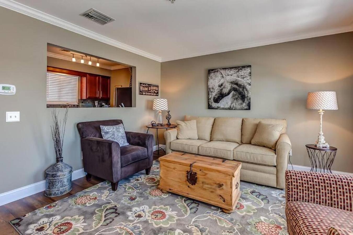 Downtown -788 Apartment