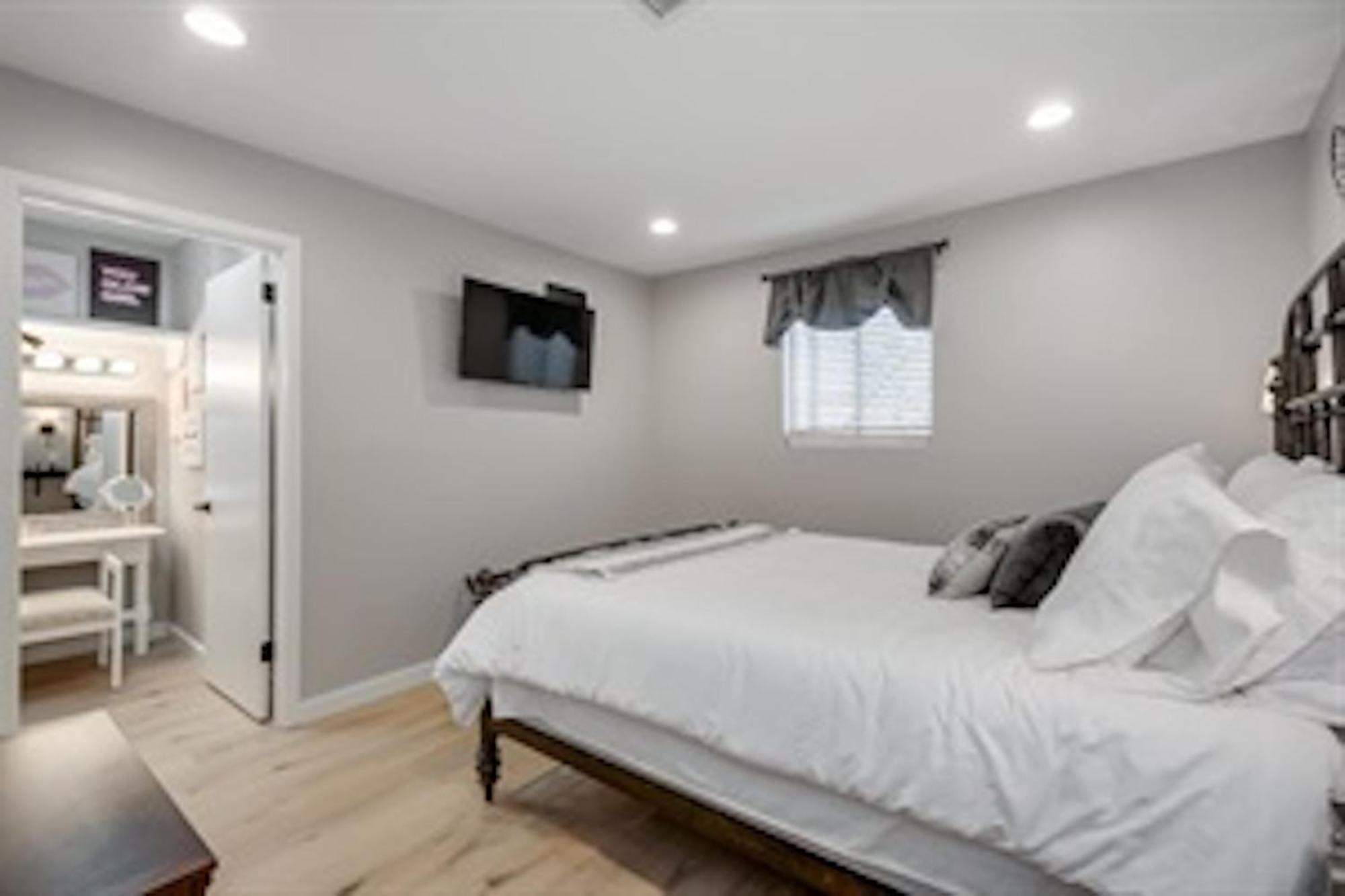 Apartment Beautiful Downtown By The River-1012 Nashville