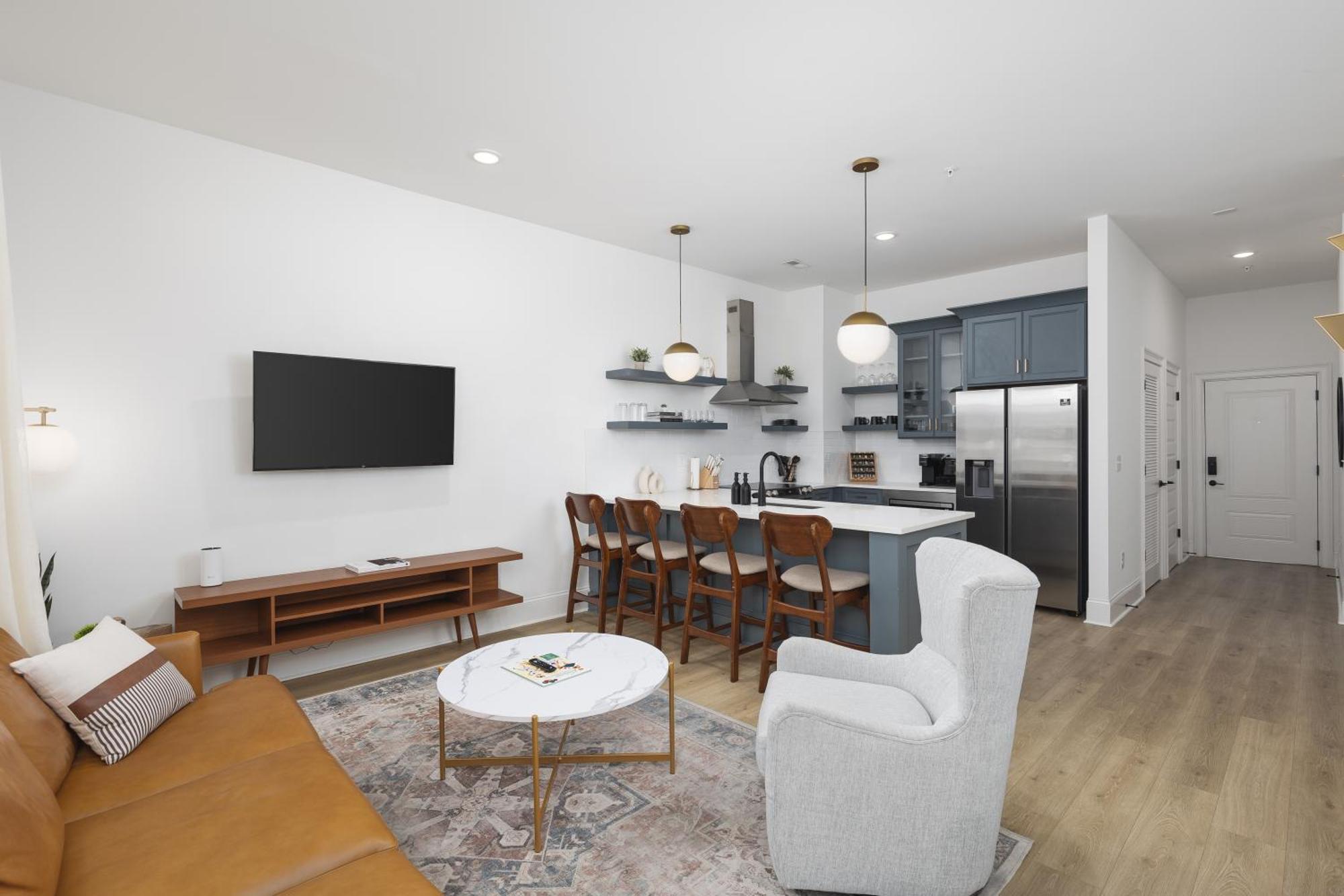 Chic 5 Bed, 2 Bedroom Free Parking - 3 Miles To Broadway Nashville