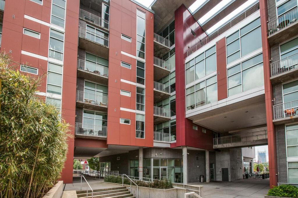 Artsy Chic 1br 30day Min With Wifi Ac Parking Tv Furnished Rooftop * Nashville