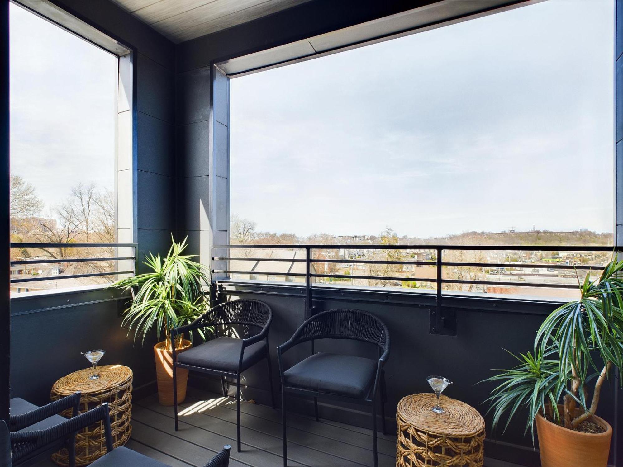 Sly Fox-private Balcony-12 South