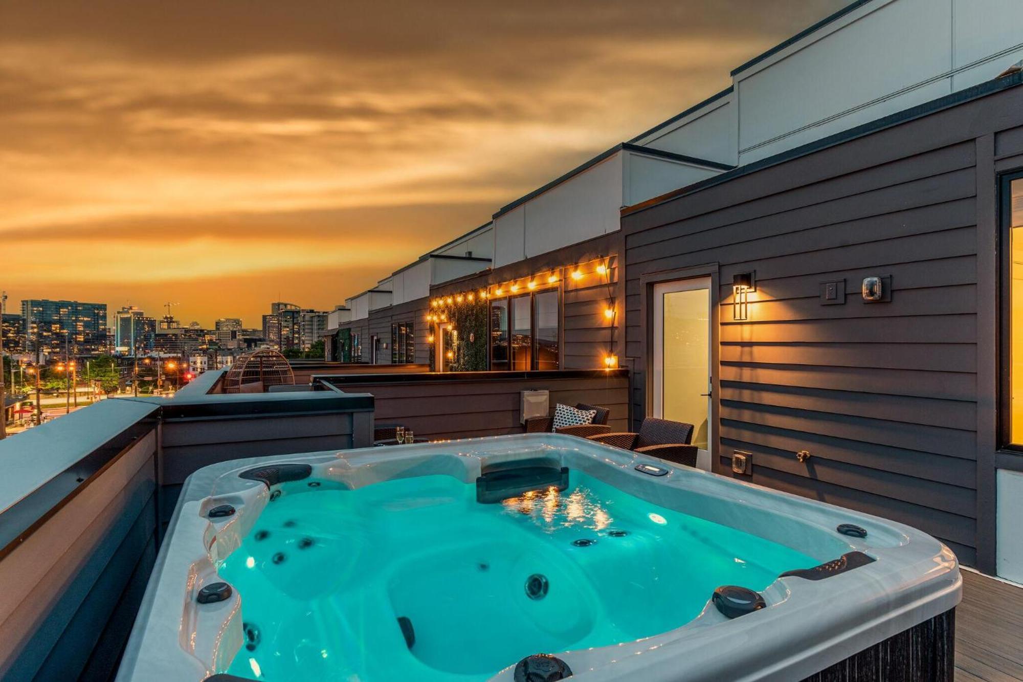 Luxe-tennessee Row-heart Of Gulch-mins To Broadway Holiday home