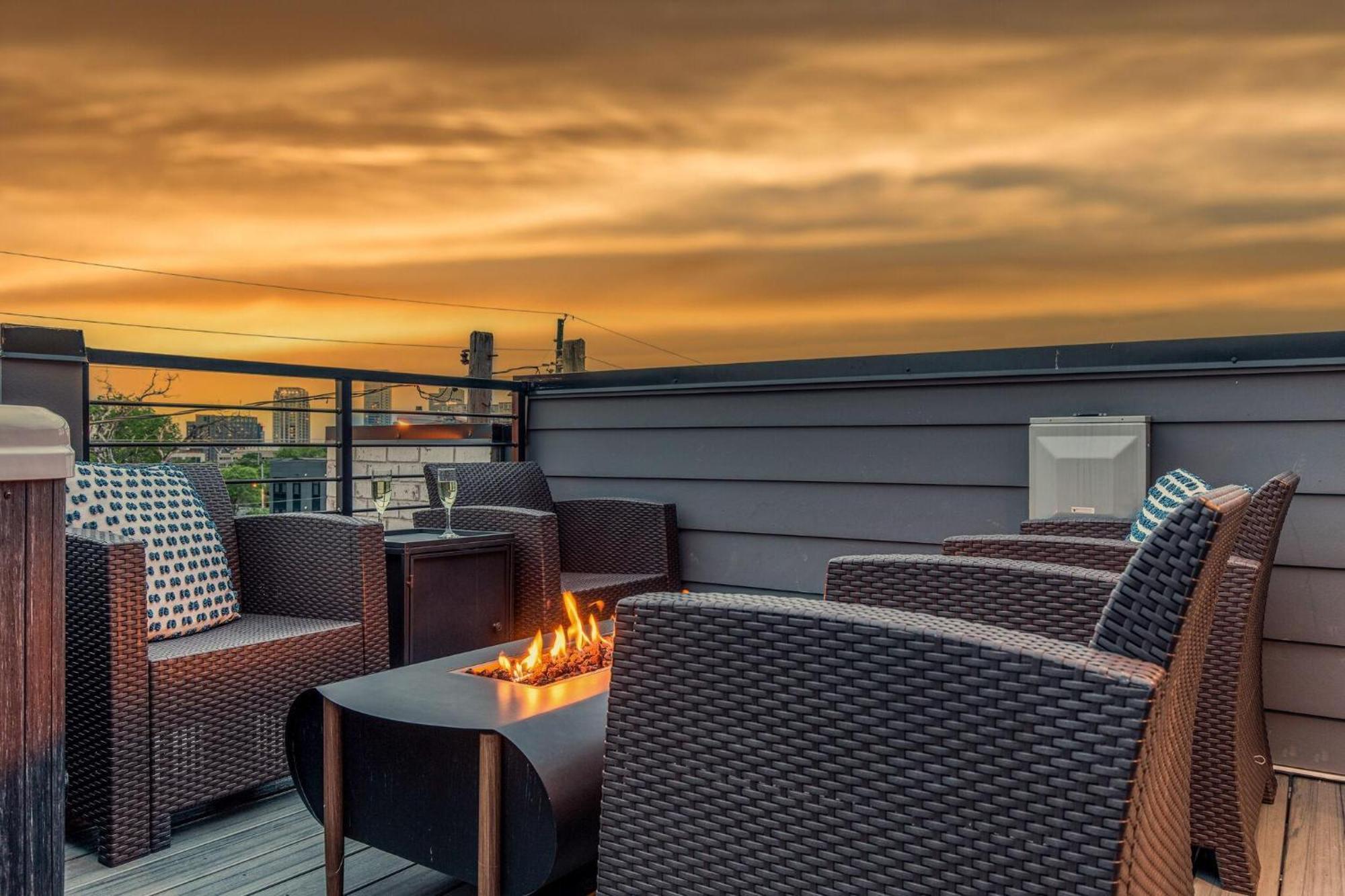 Luxe-tennessee Row-heart Of Gulch-mins To Broadway Holiday home *