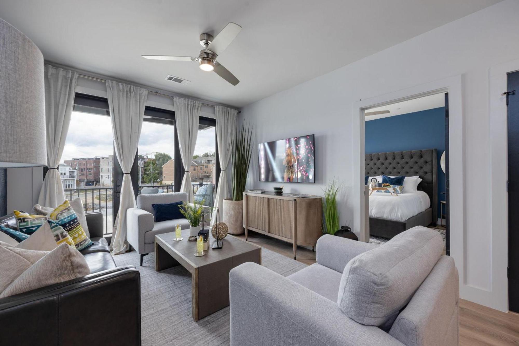 Parthenon Park-odyssey-heart Of Midtown Holiday home