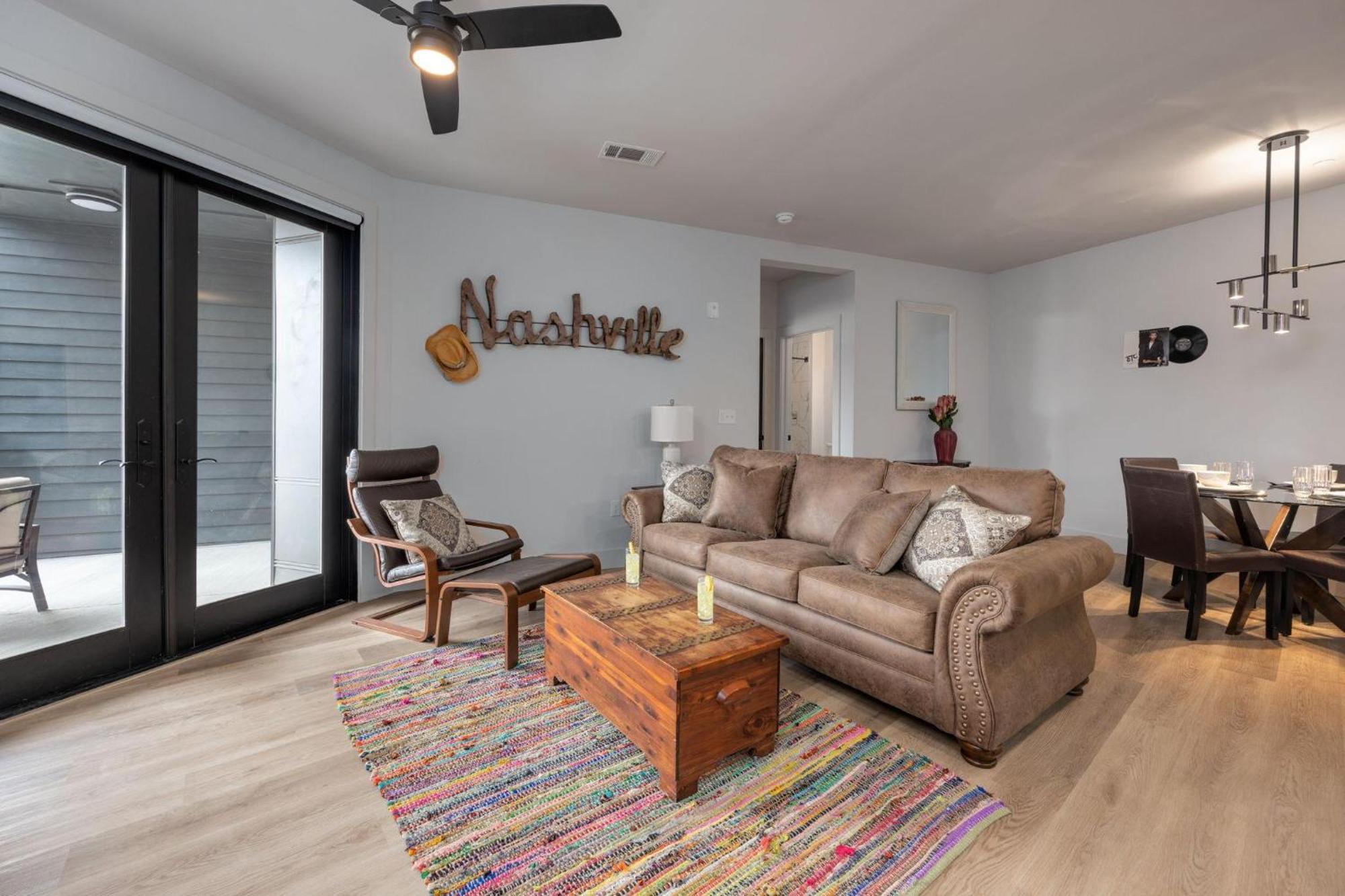 Holiday home Colossus-odyssey-2 Min Walk Vanderbilt Nashville