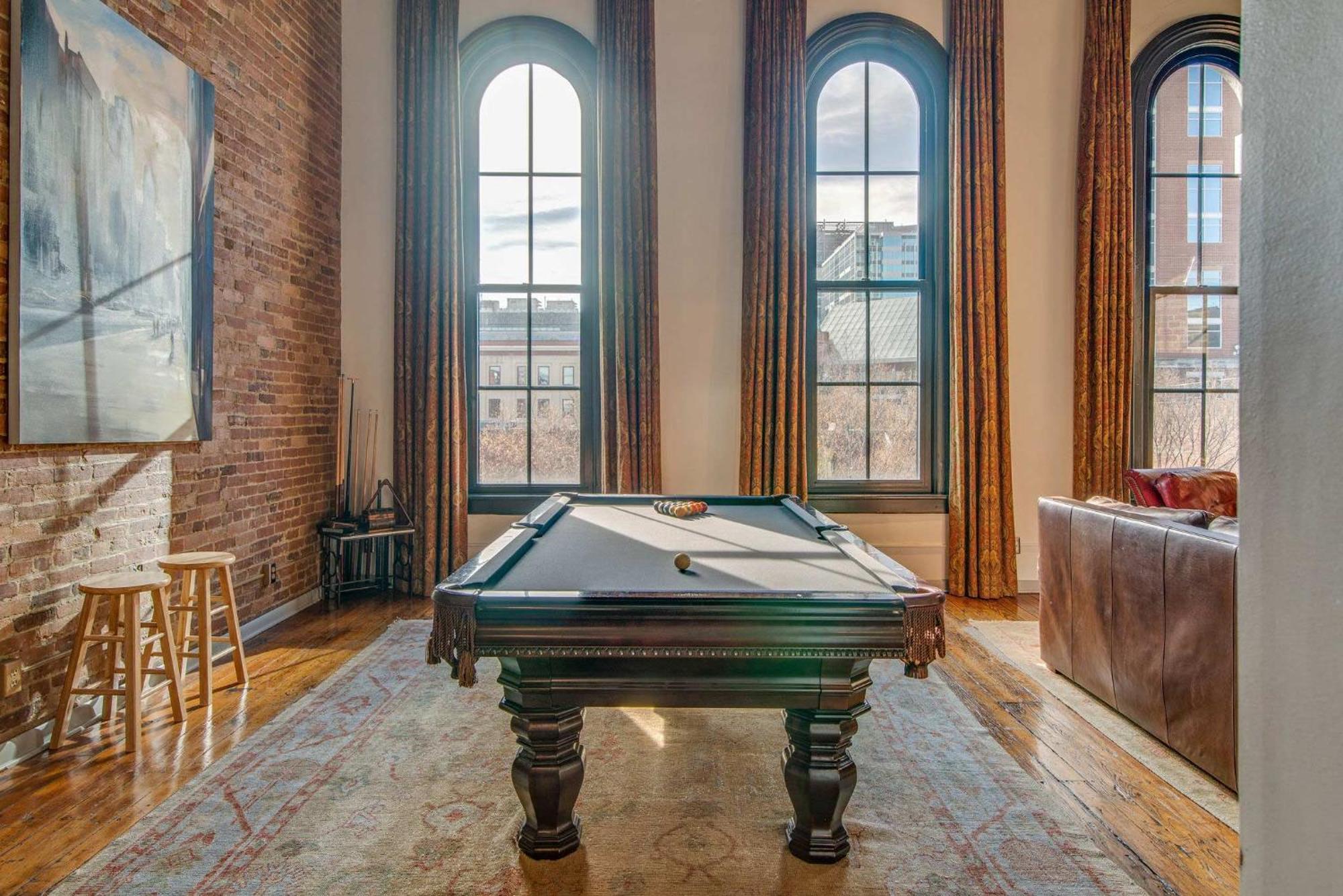 Aparthotel Riverfront Lofts