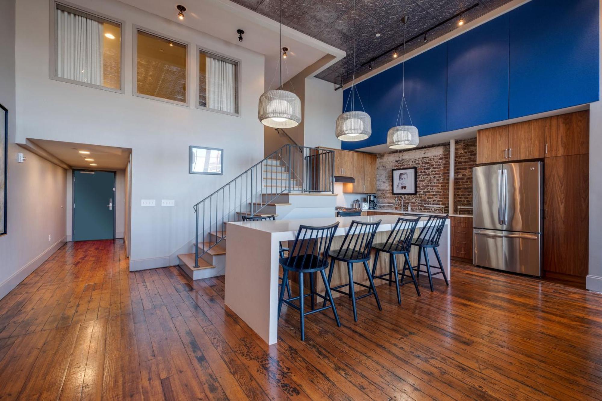 Riverfront Lofts Aparthotel *