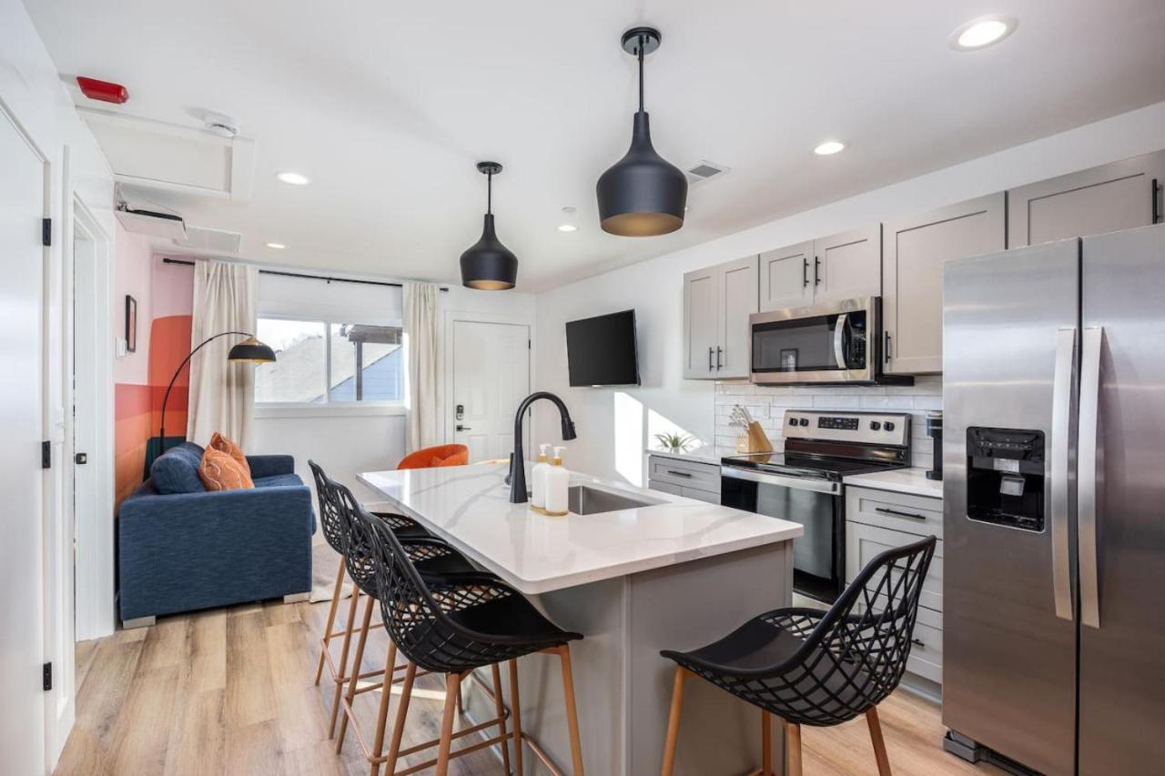 Apartment Walk To Hillsboro Village, Close To Vanderbilt, 3 Miles To Downtown