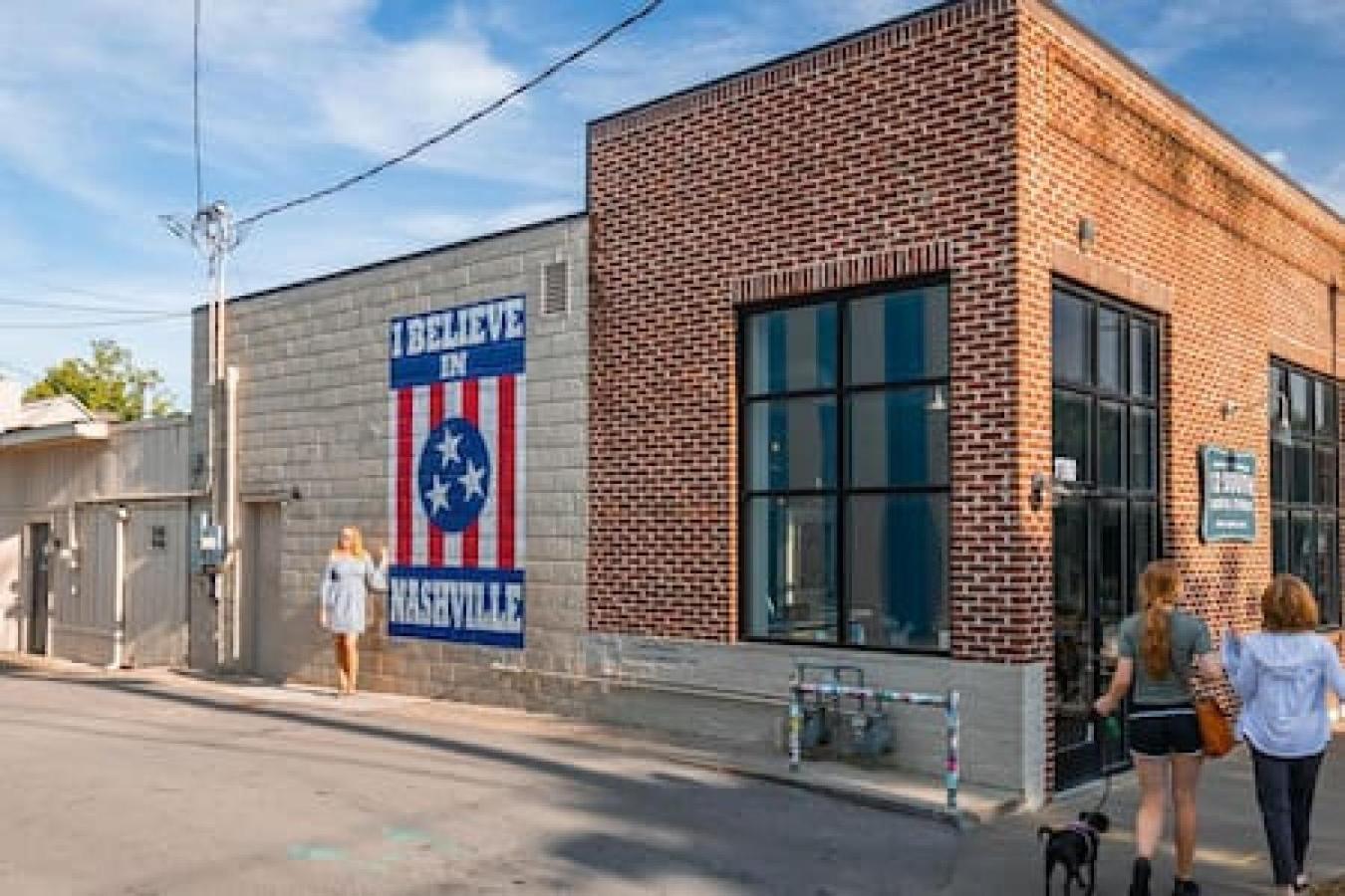 In The Heart Of 12 South & Belmont, 3 Miles To Downtown *