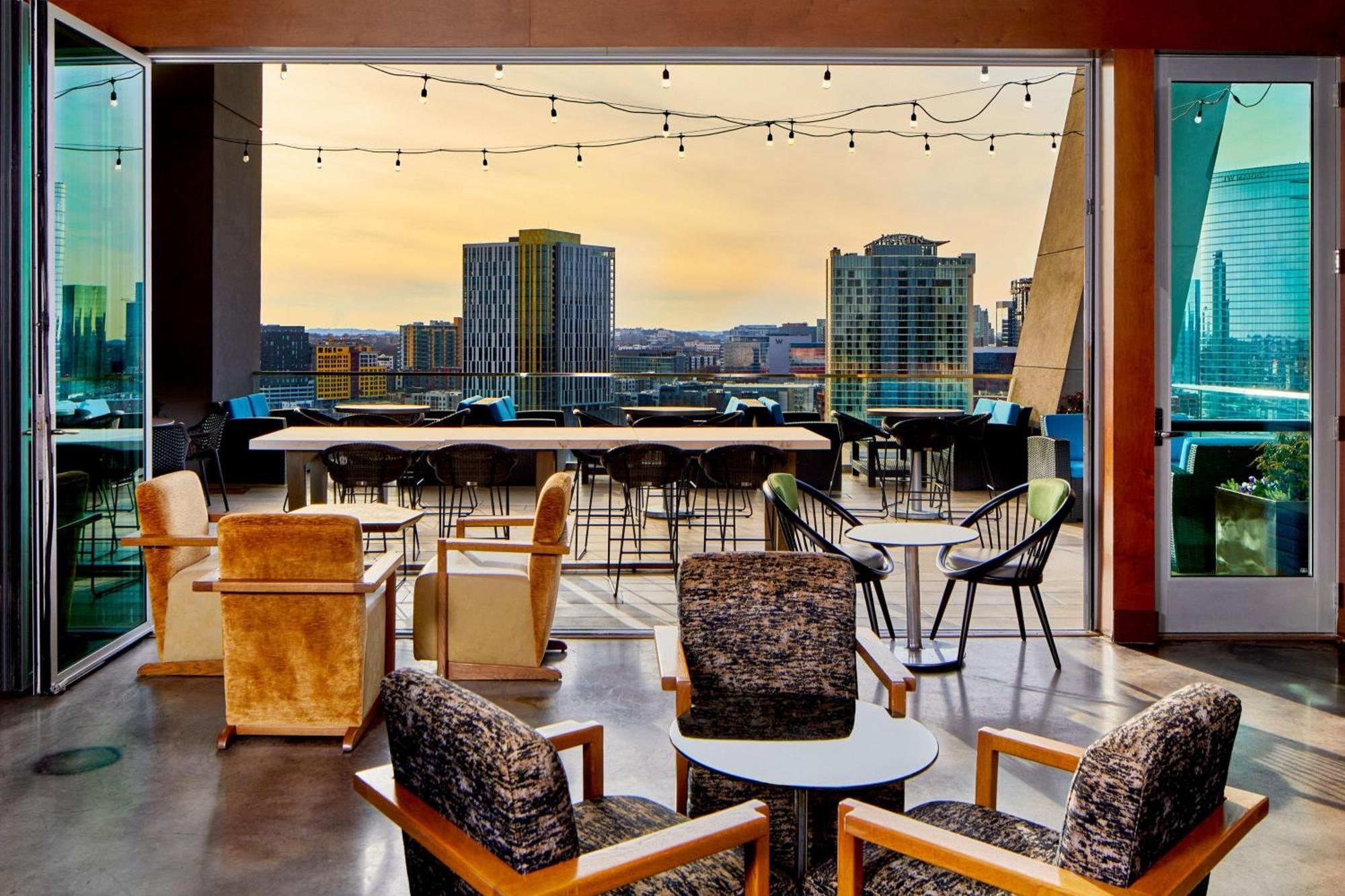 Springhill By Marriott Downtown/convention Center Hotel