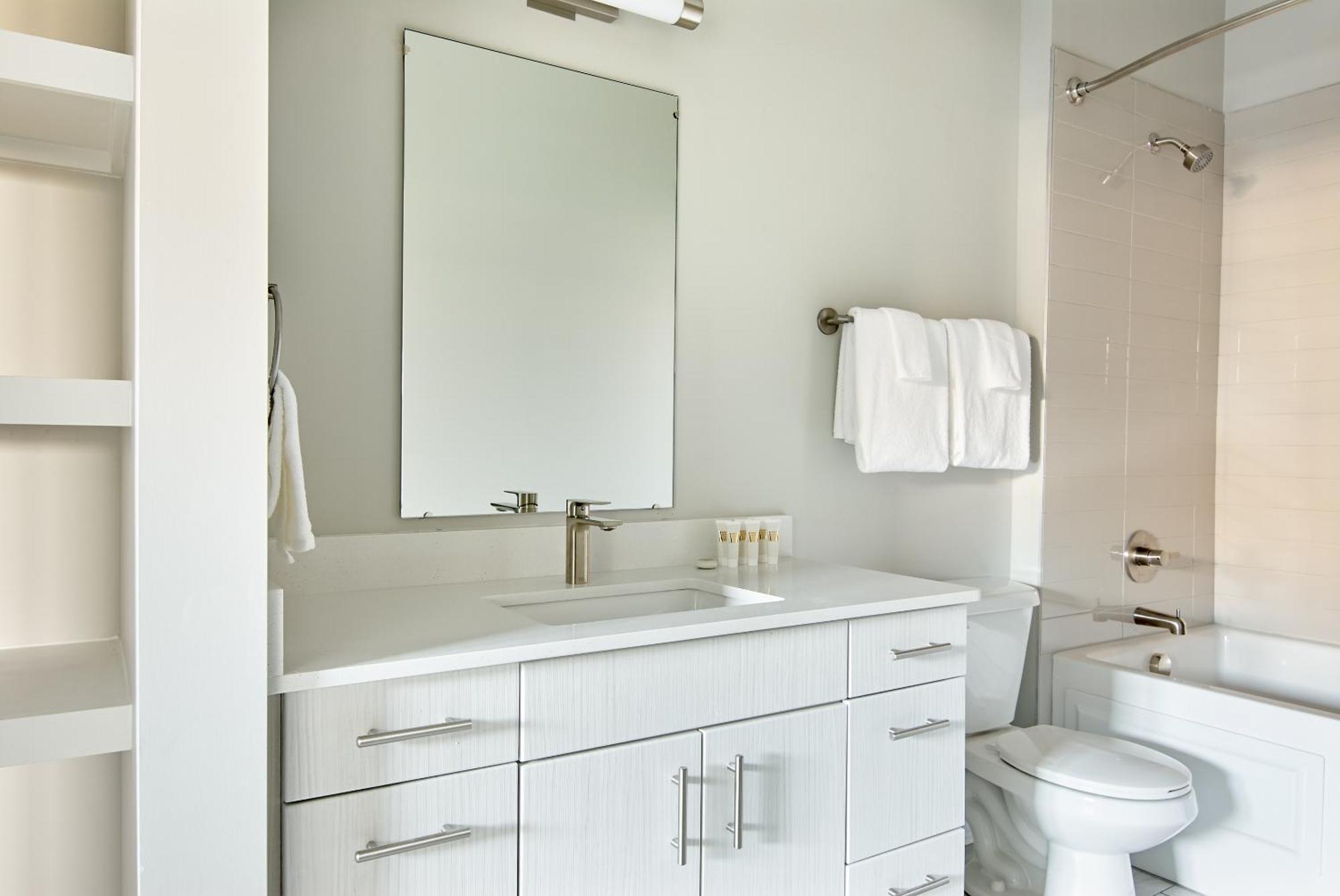 Sonder Belcourt Aparthotel