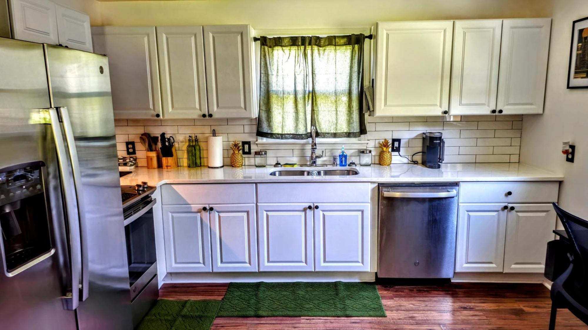Luxury Duplex Unit In Apartment *