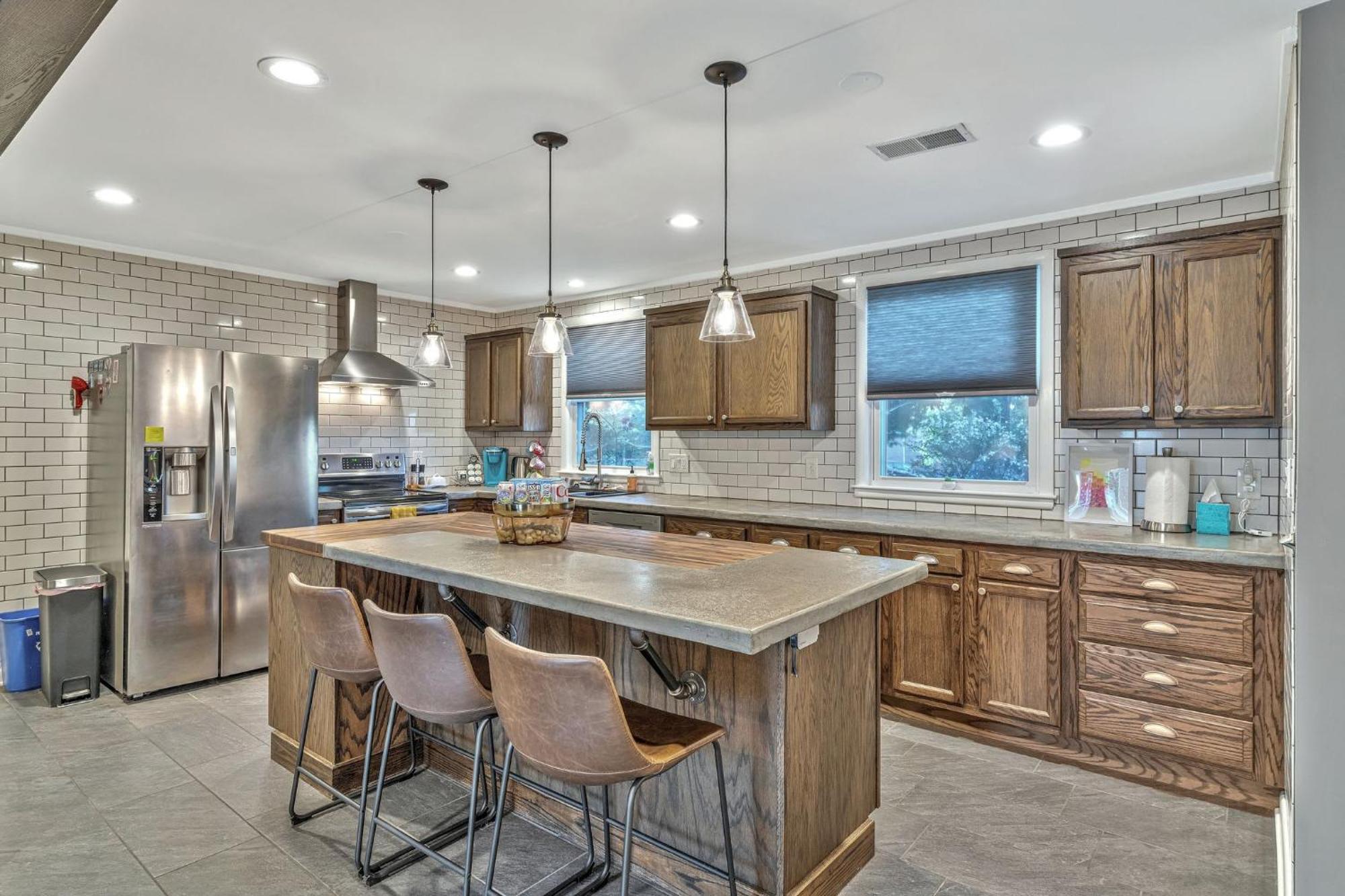 E Nash Sf 5mi From Broadway Chef's Kitchen Holiday home Nashville