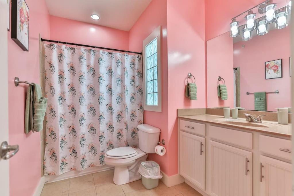 Pinkbme - 8 Min To Downtown, Free Parking * Nashville