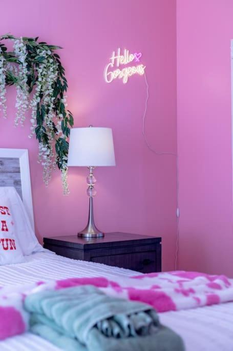 Apartment Pinkbme - 8 Min To Downtown, Free Parking *