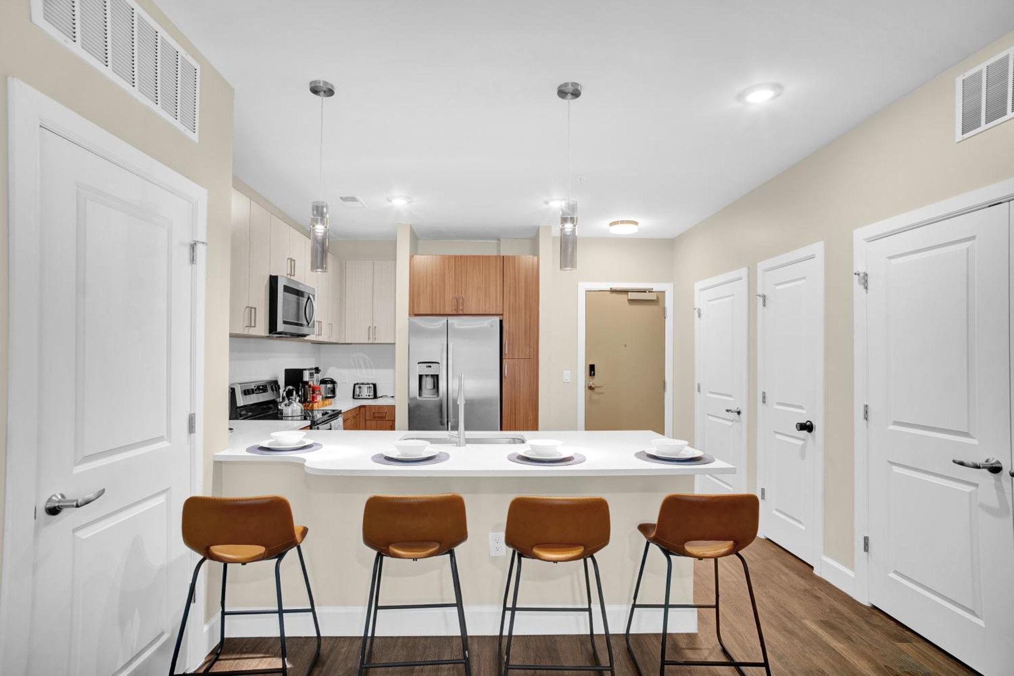 Spacious With Great Amenities Free Garage Parking Nashville