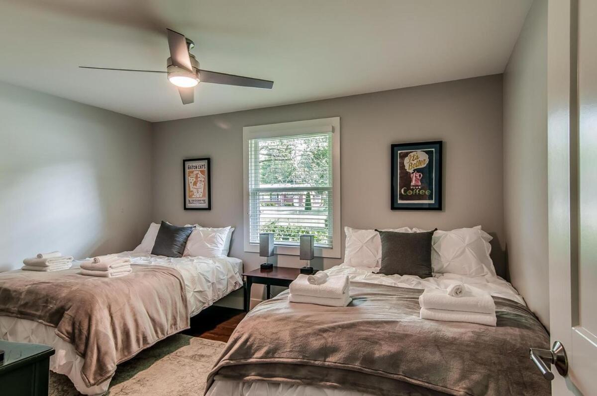 Spacious Modern Ranch 5 Miles To Downtown