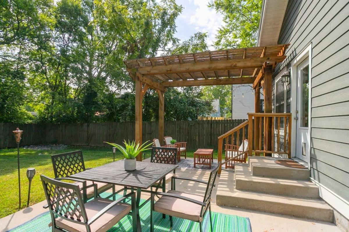 July Discount! Close To Downtown, Yard *