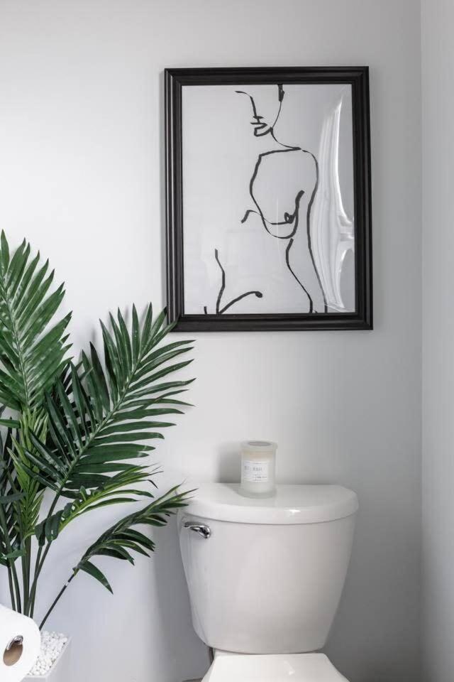 Relax Into Urban Chic At A Textured East *