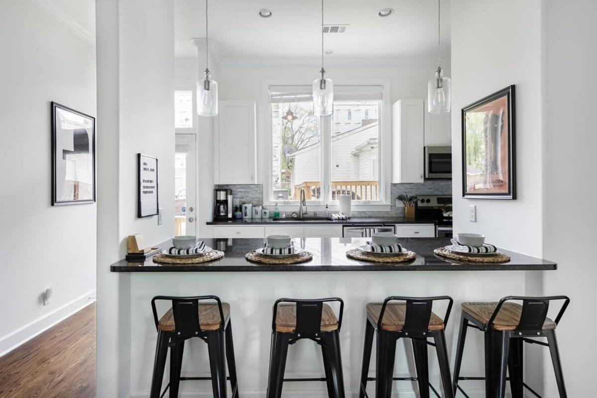 Holiday home Relax Into Urban Chic At A Textured East *