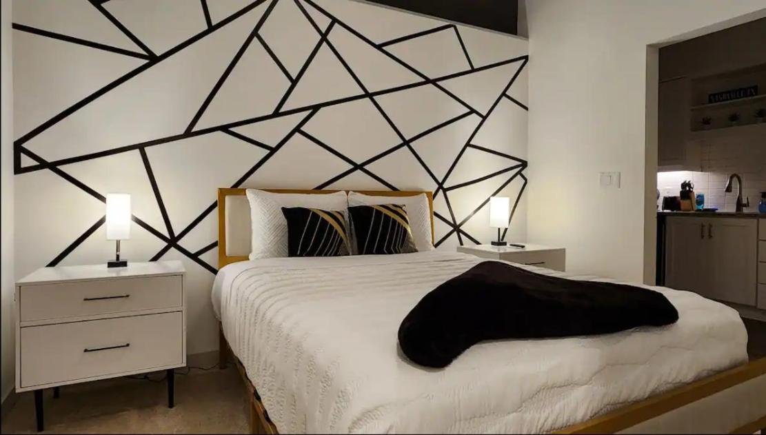 New In Nashville, Pool Gym Rooftop & Laundry 5 Min From Broadway Apartment *