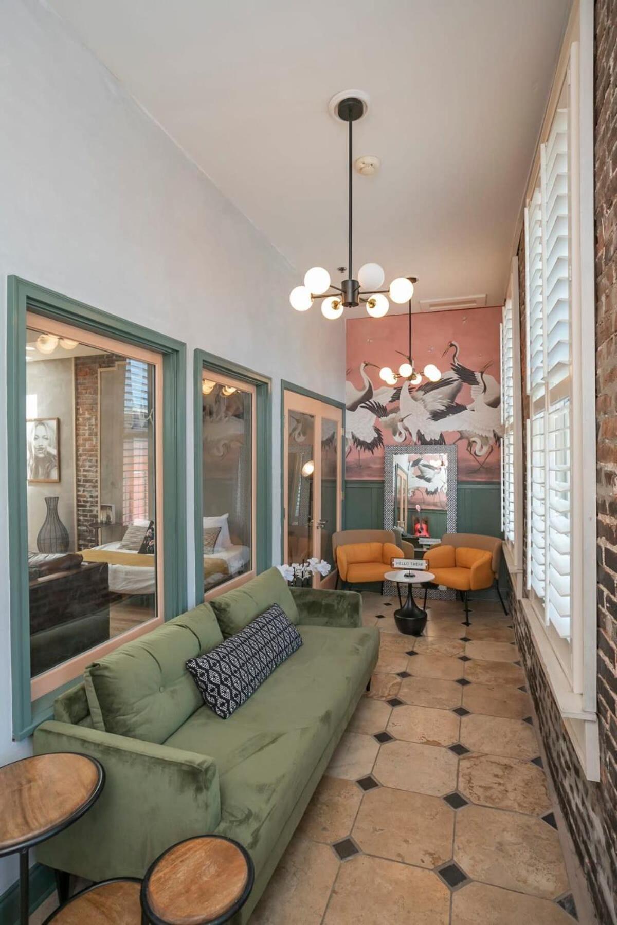Broadway Penthouse Above Live Music & Bars Nashville
