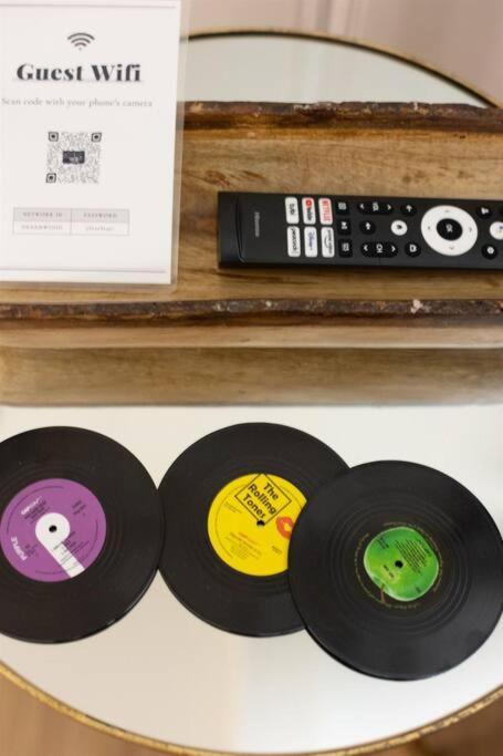 Minutes To Opry, Airport & Broadway Holiday home