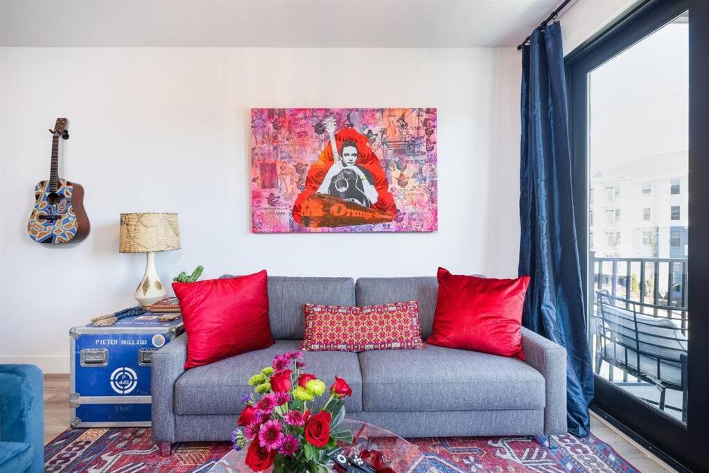 Downtown Midtown Vanderbilt, Honky Tonk Party Pad 1, Parking Gym Pool *