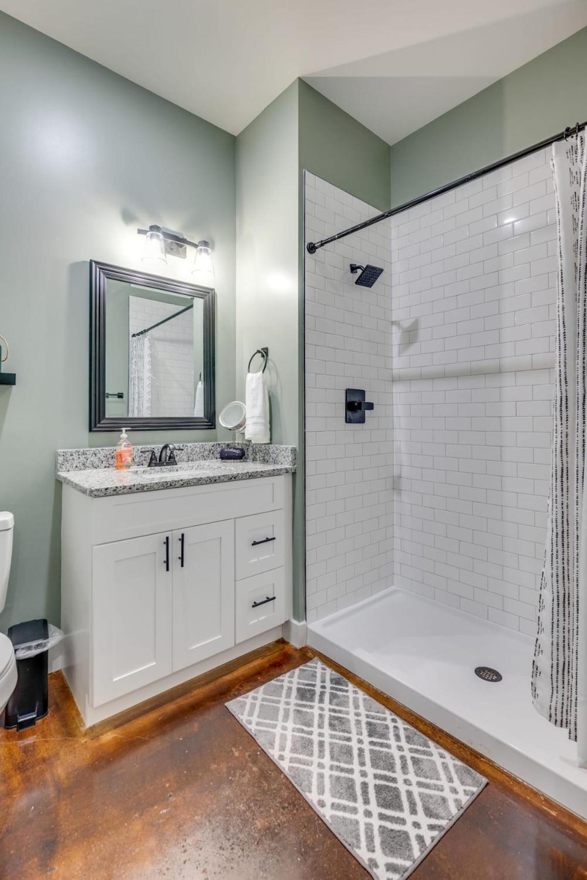 New W 2 Queen Beds 7 Mins To Broadway