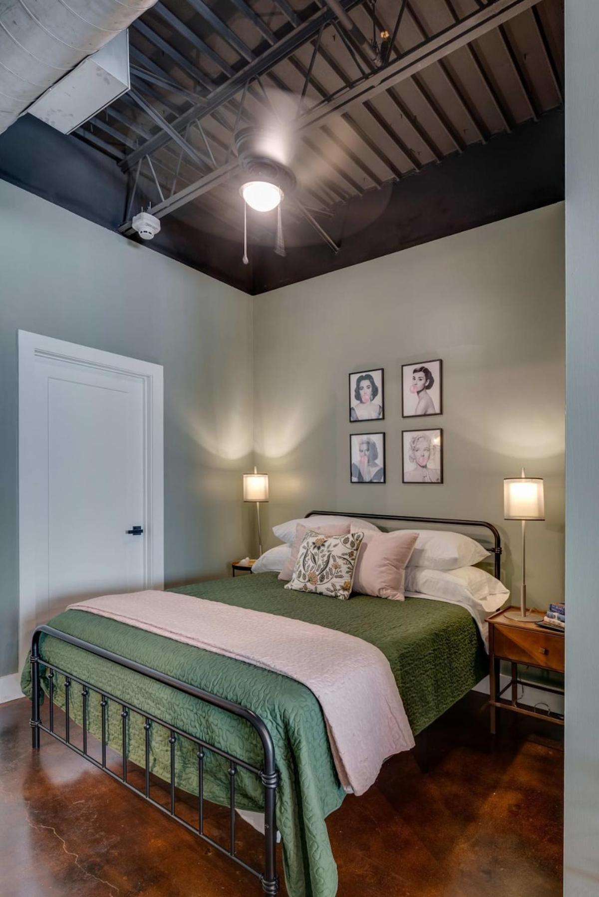 New W 2 Queen Beds 7 Mins To Broadway Apartment Nashville