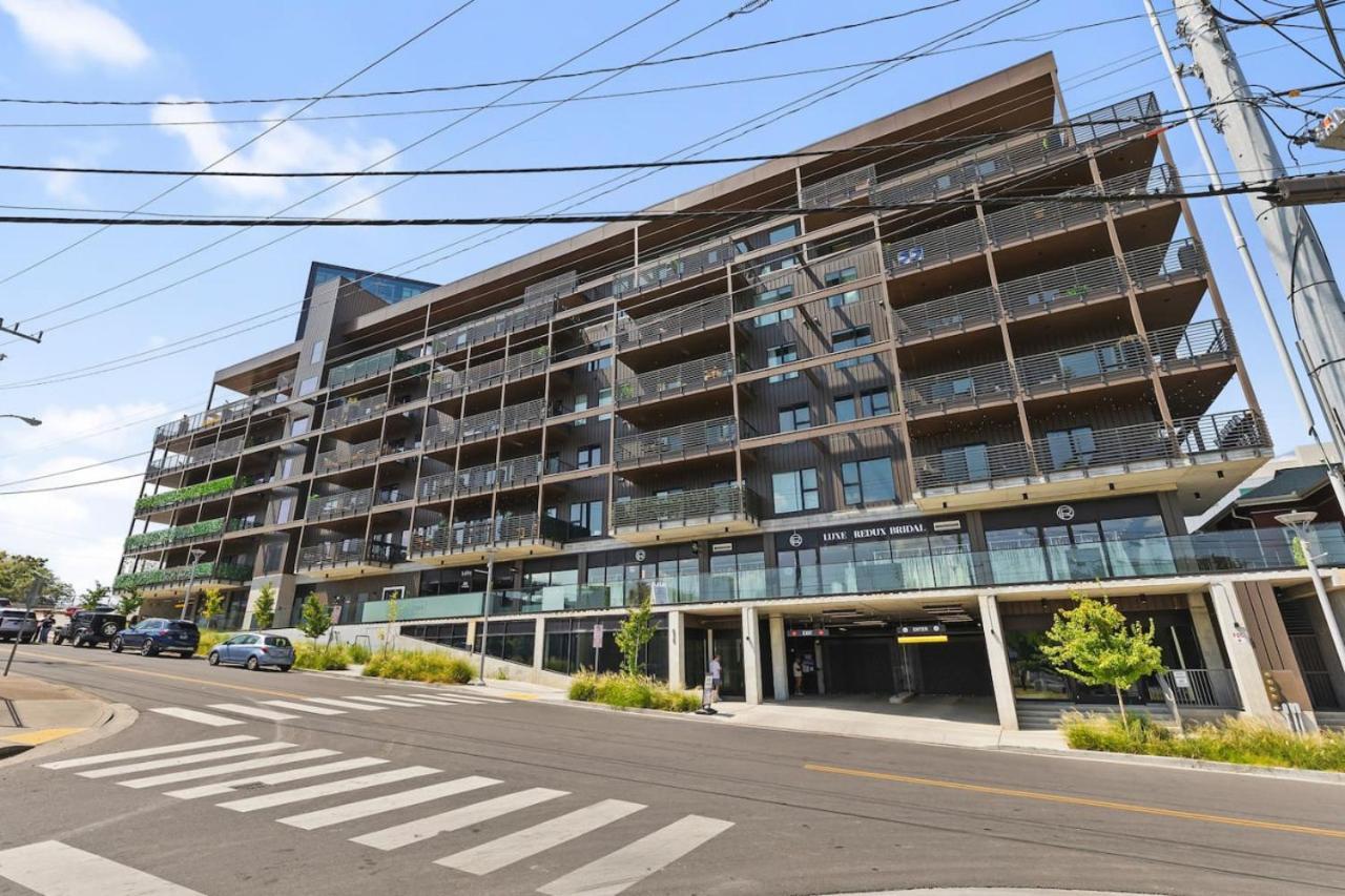 Apartment Luxury Penthouse With 2 Floors Pool Patio Gym Walk To Broadway Nashville