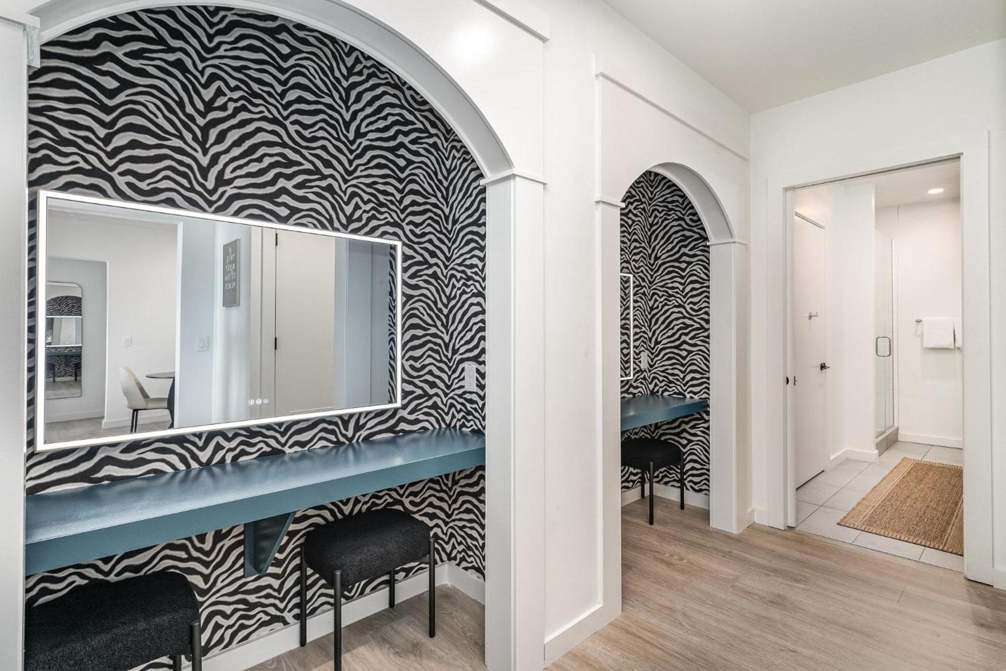 Hyve - Zest - Pool & Gym - Get Ready Vanities Holiday home *