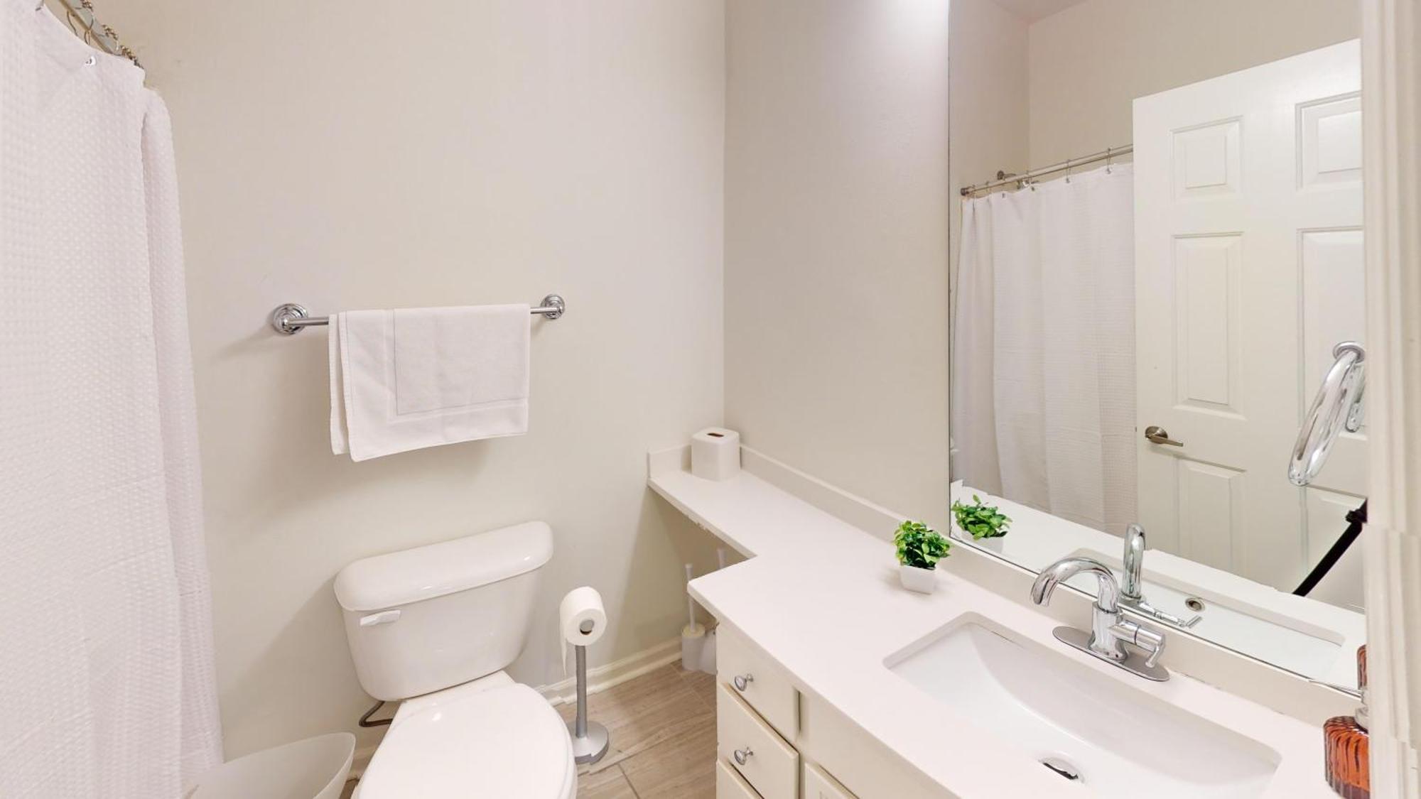 Apartment West End Getaway Nashville