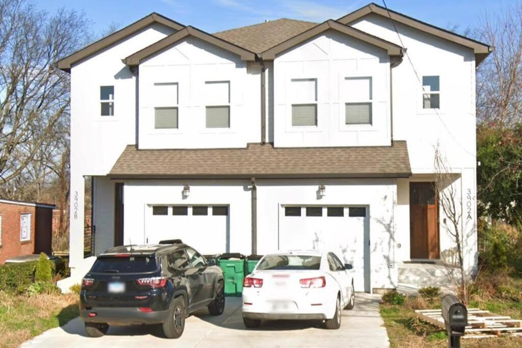 Holiday home 7 Min From Broadway! 3 Bed 2.5 Bath *