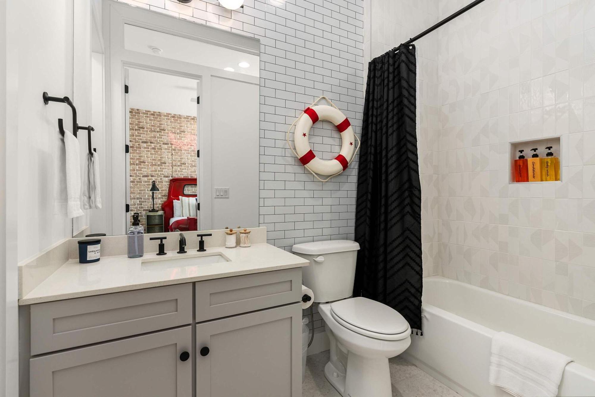 The Americana Abode Rooftop Hot Tub Game Holiday home