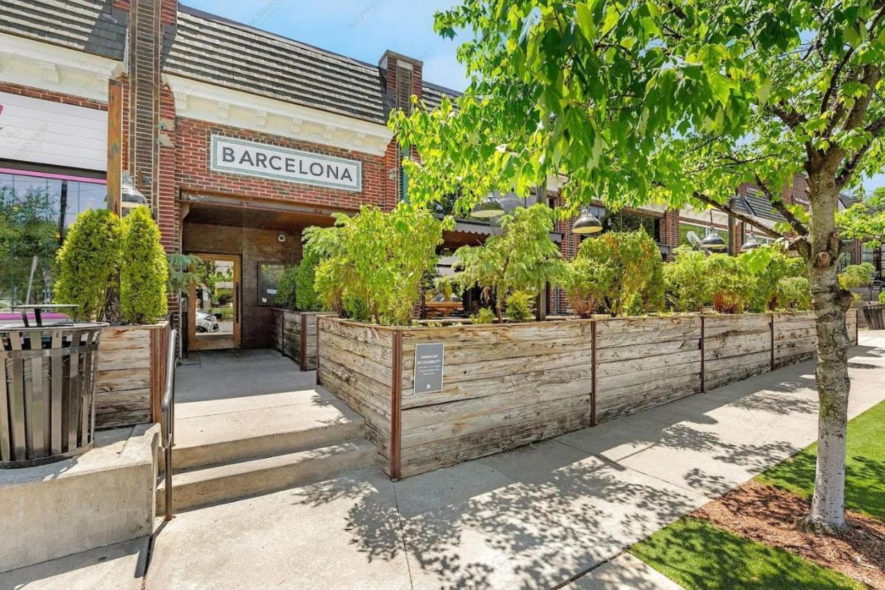 Upscale Music Row Corner Unit With Patio Rooftop With View And Gym * Nashville