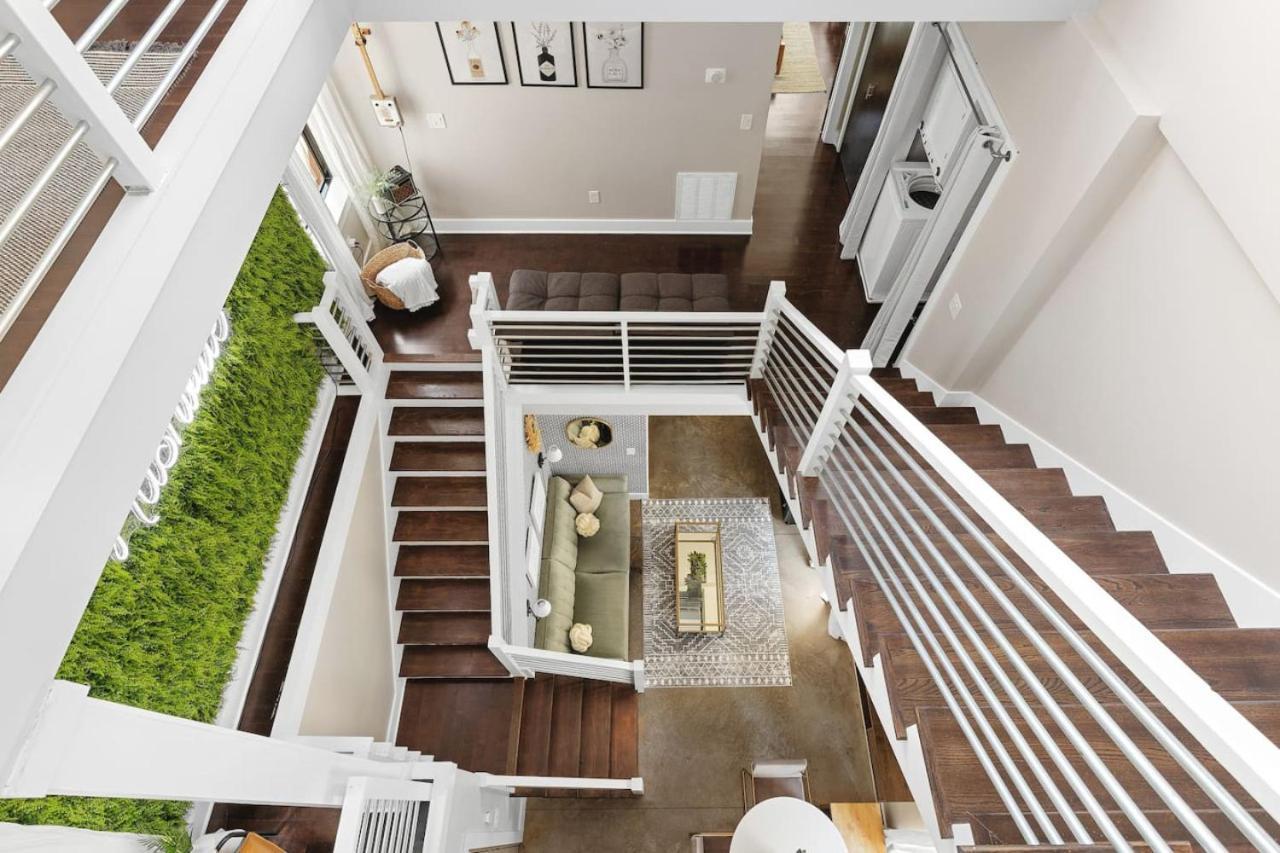 Modern With Rooftop Deck Walk To Coffee Restaurants Brewery