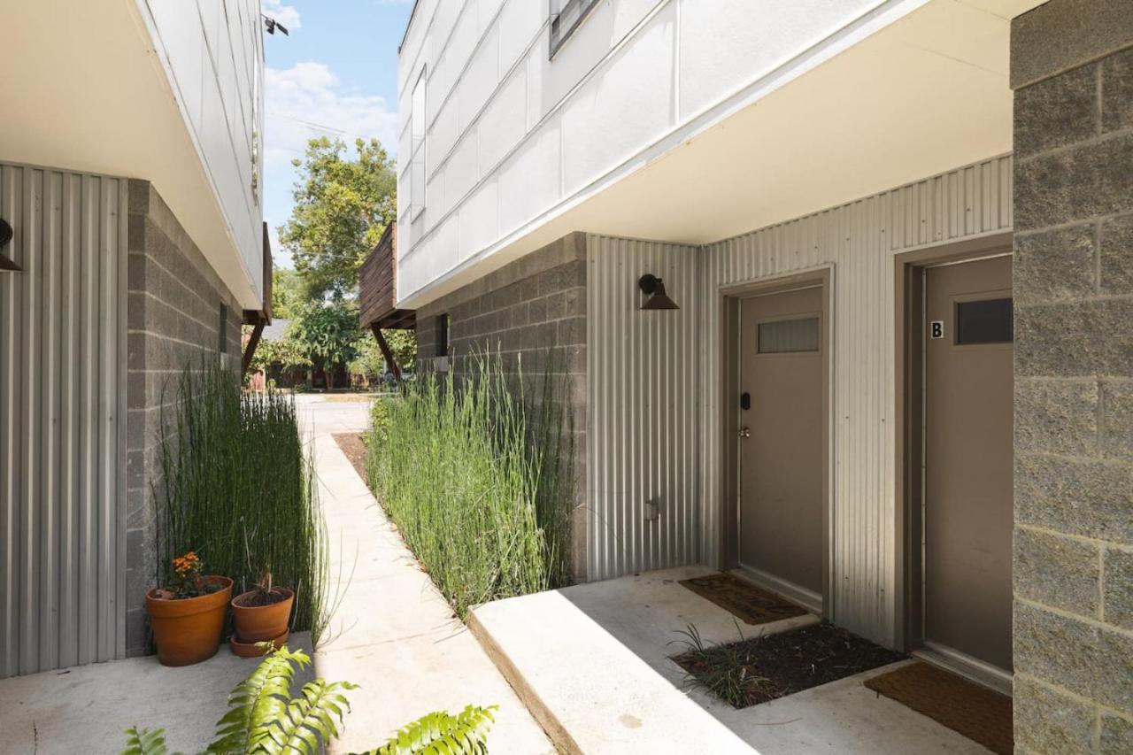 Holiday home Modern With Rooftop Deck Walk To Coffee Restaurants Brewery Nashville