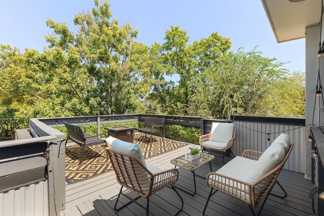 Modern With Rooftop Deck Walk To Coffee Restaurants Brewery Holiday home *