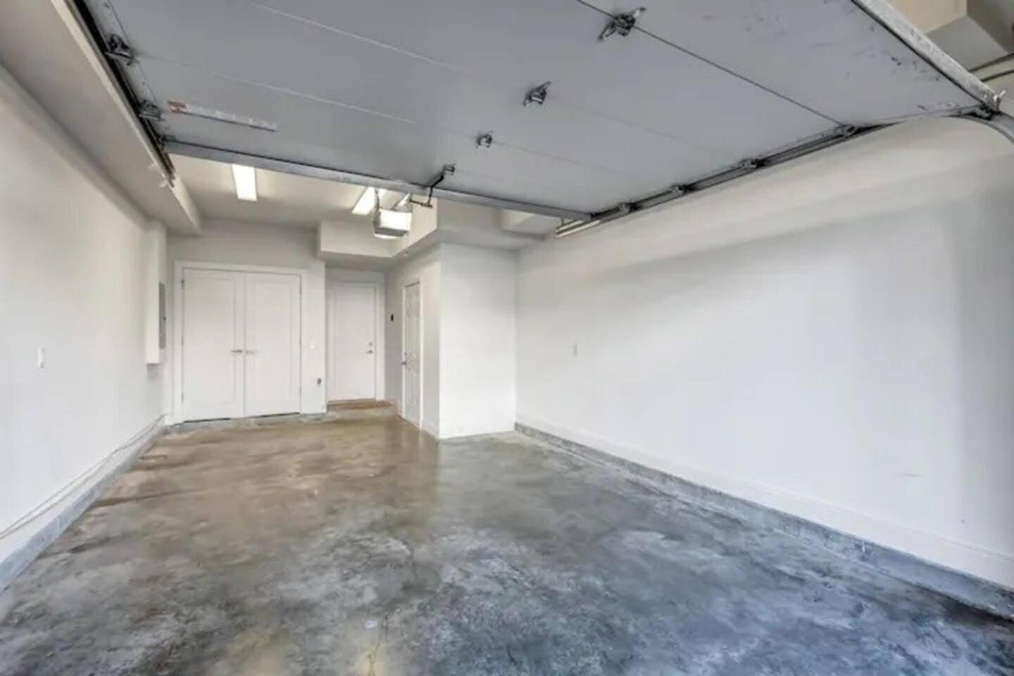 Rooftop Deck Firepit And Garage Walk To 12 South And Restaurants * Nashville