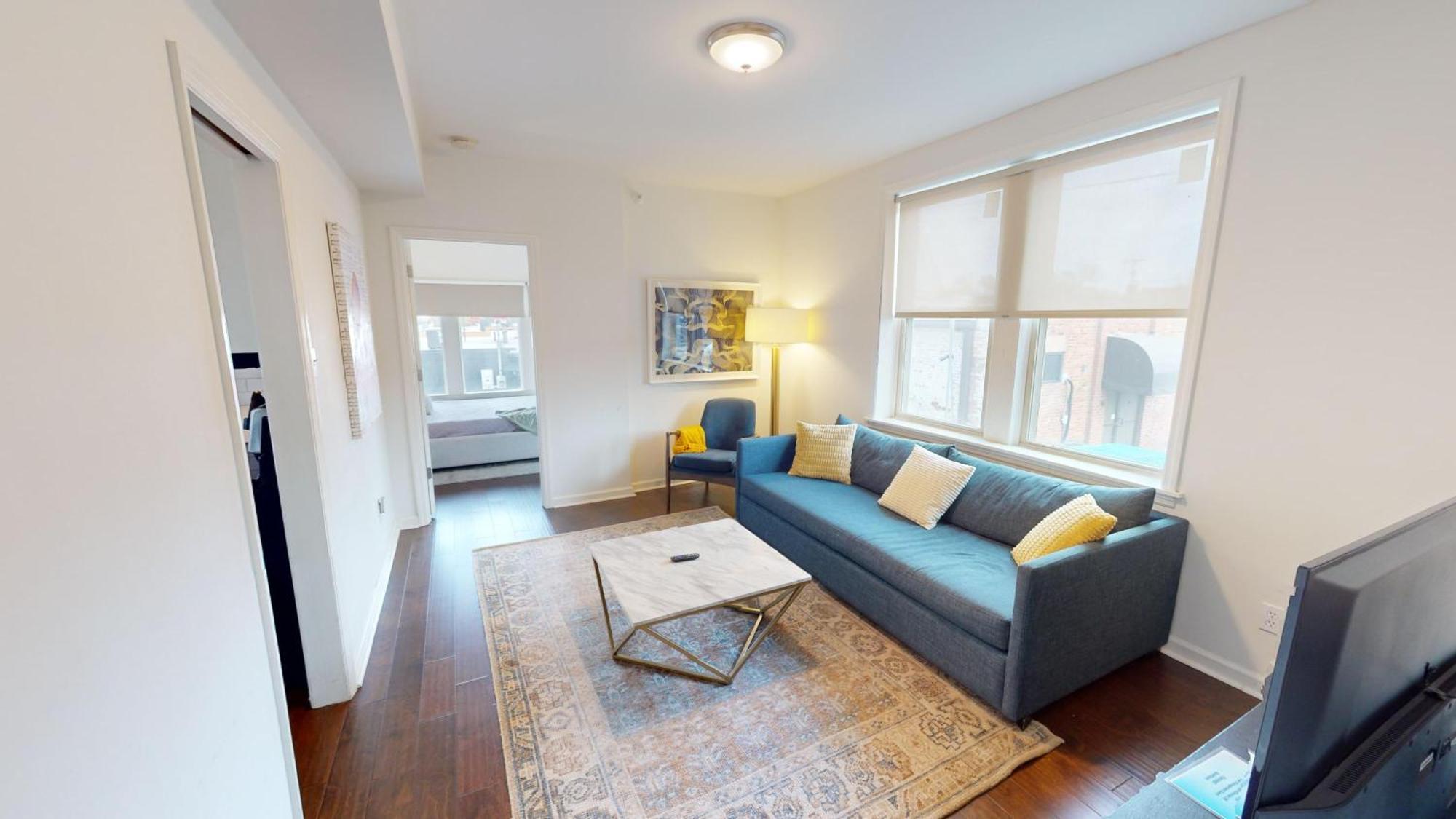 Apartment West End Getaway