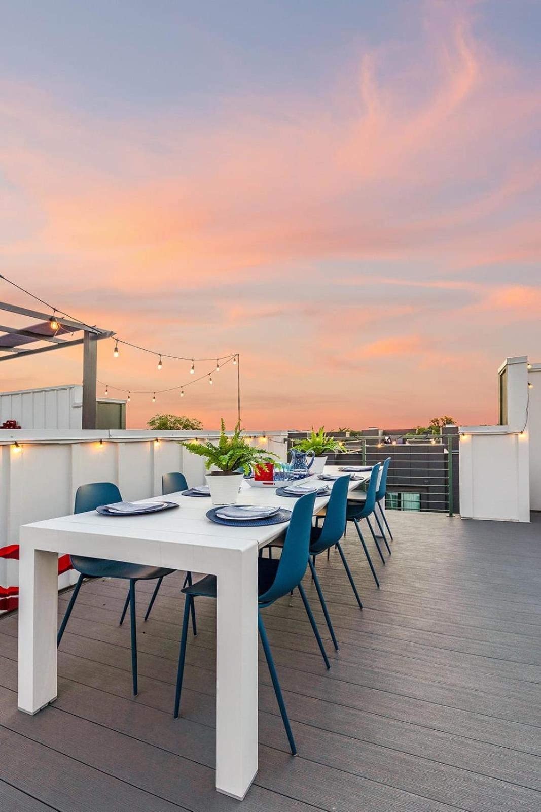 The Bluebell - Rooftop Lounge With Hot Tub Holiday home